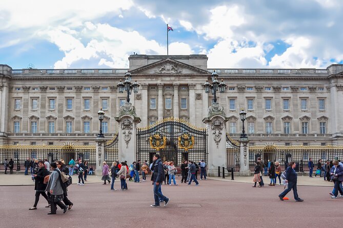 London Public Buses Audio Tour - Common questions