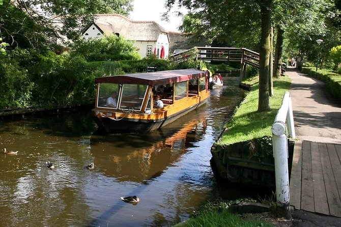 Luxury VIP Private Sightseeing Tour to Giethoorn From Amsterdam - Common questions