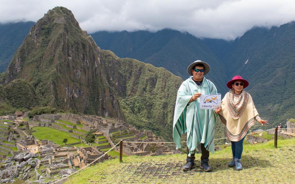 Machupicchu Tour by Tourist Train in 2 Days - Language Support for Tour Guides