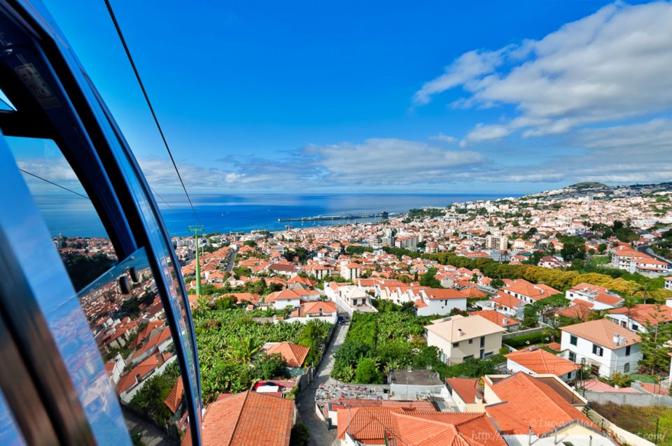 Madeira: Private Monte Tour by Cable Car With Transfer - Live Tour Guide