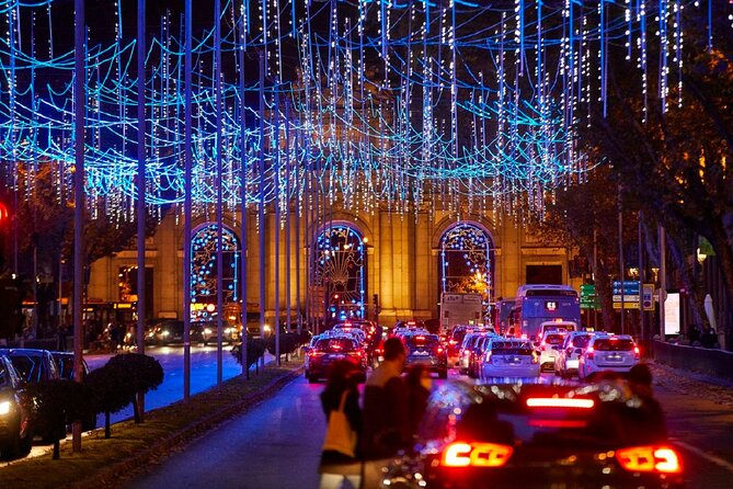 Madrid: Christmas Lights Tour by Electric Tuk Tuk - Traffic Challenges During Christmas