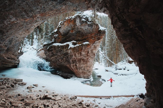 Maligne Canyon Ice Walk - What to Bring