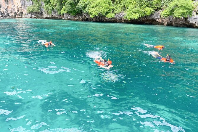 Maya Bay, Phi Phi & Khai Island Speedboat Trip Include Lunch & National Park Fee - Common questions