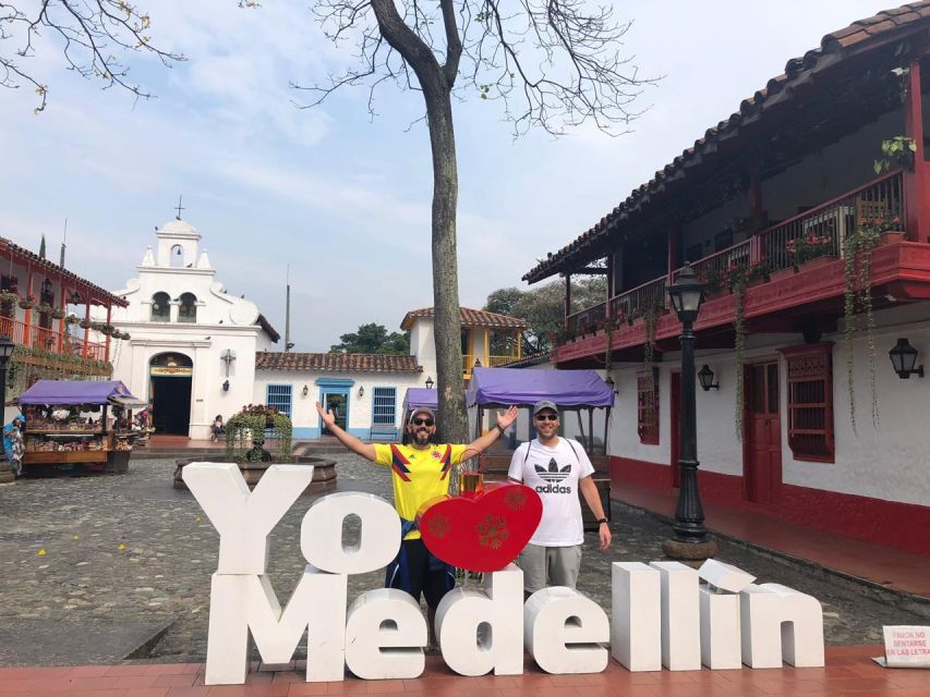 Medellin: Private City Tour - Tour Guide Maurizio