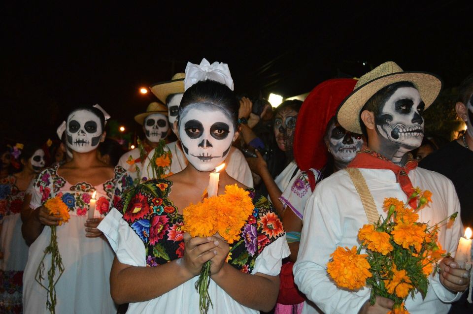 Mexico City: Day of the Dead Guided Tour - Xochimilco Nighttime Canal Tour