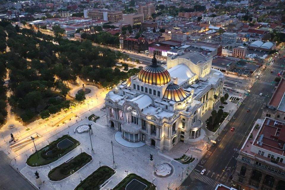 Mexico City Must-see Buildings & Palaces - Common questions