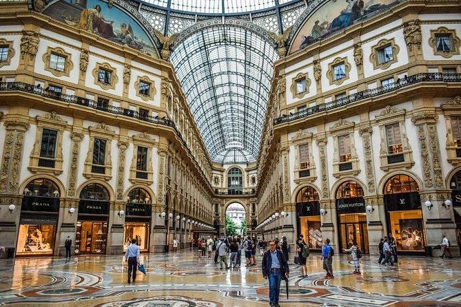 Milan by Night Walking Experience - Itinerary and Tour Highlights