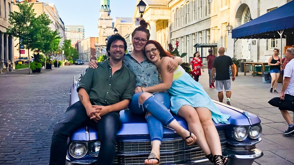 Montréal: Guided Tour in Vintage Convertible Cadillac - Background