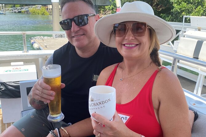 Morning Champagne River Cruise in Mooloolaba, Sunshine Coast - Contacting Viator Support