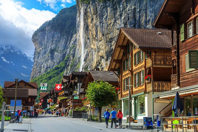Mountain Majesty: Small Group Tour to Lauterbrunnen and Mürren - Common questions