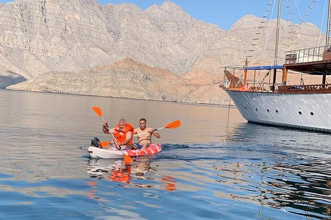 Musandam Khasab Day Trip and Dhow Cruise From Dubai - Delicious Onboard Buffet Lunch