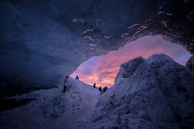 Natural Blue Ice Cave Tour of Vatnajökull Glacier From Jökulsárlón - Customer Reviews and Guide Experience