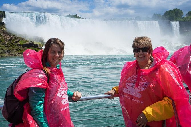 Niagara Falls Day and Evening Tour With Boat Cruise & Dinner (optional) - Must-See Attractions