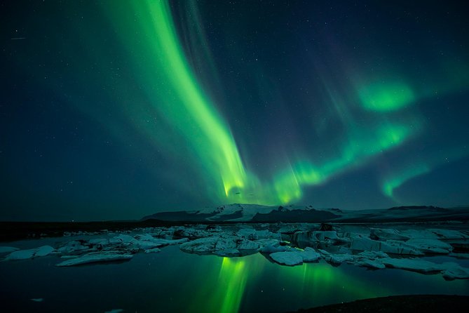 Northern Lights Guided Bus Tour From Reykjavik - Tour Tips