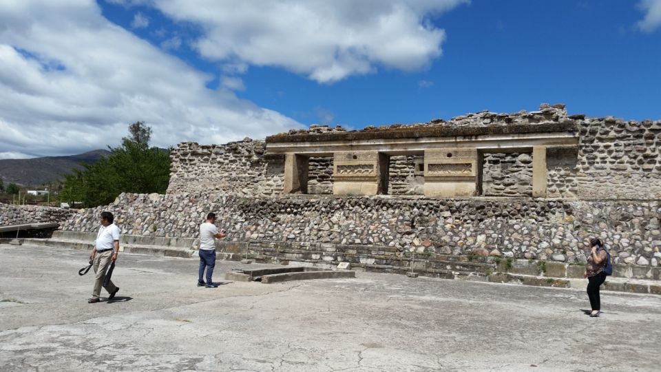 Oaxaca: El Tule, Mitla, and Hierve El Agua Tour With Mezcal - Tour Inclusions