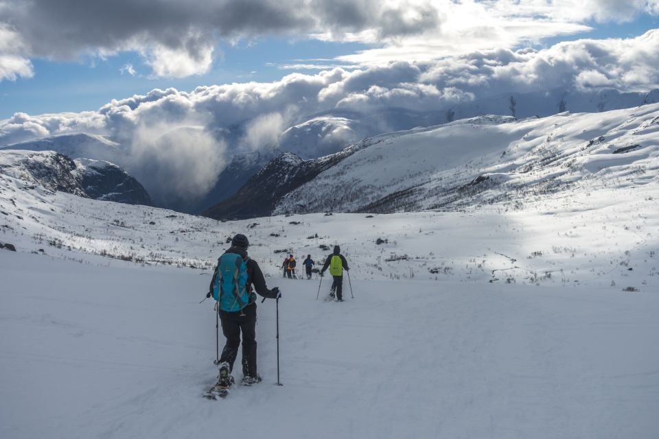 Odda: Trolltunga Winter Snowshoe Hike - Last Words