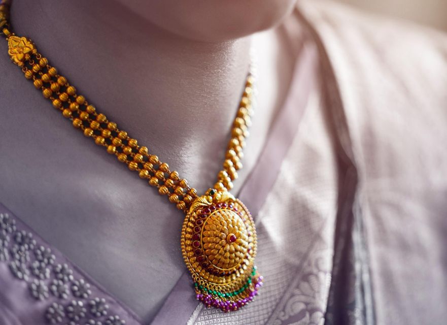 Old Delhi'S Mughal Era Jewelry Craftsmen, Pashmina & Spices - Last Words