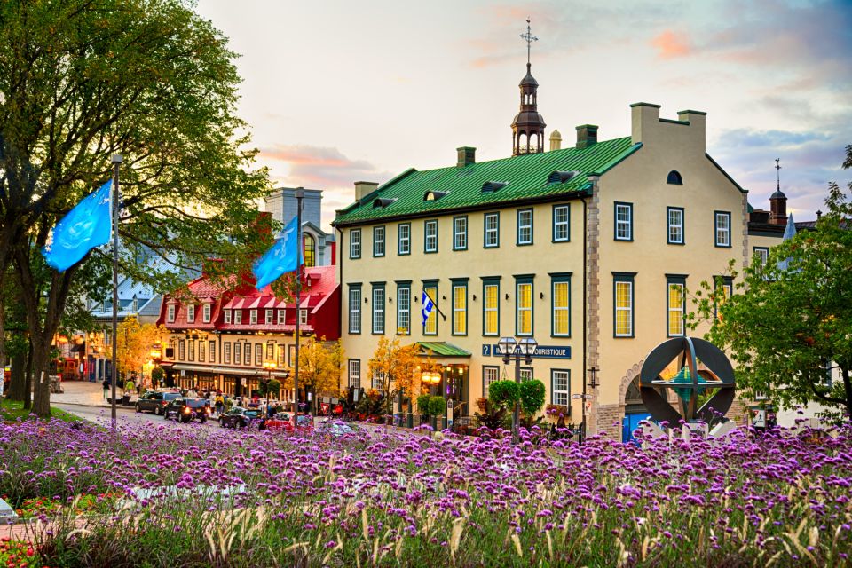 Old Québec: First Discovery Walk and Reading Walking Tour - Discovering Hidden Gems and City Stories