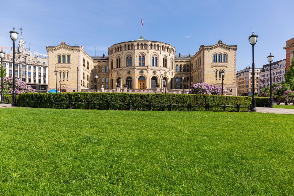 Oslo Private 3h Walking Tour - Meeting Point