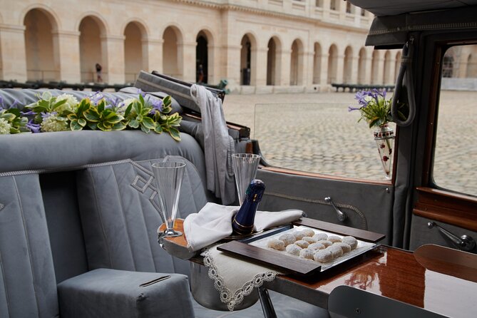 Paris 1934 Limousine Evening Experience With Champagne and Music - Immersive Paris Experience