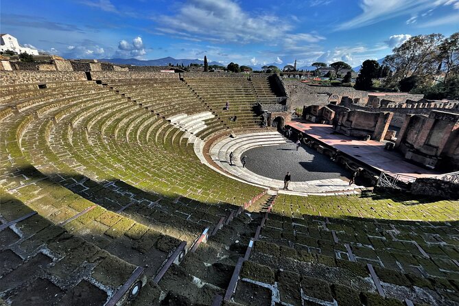 Pompeii Guided Tour With Lunch and Wine Tasting From Positano - Booking Confirmation