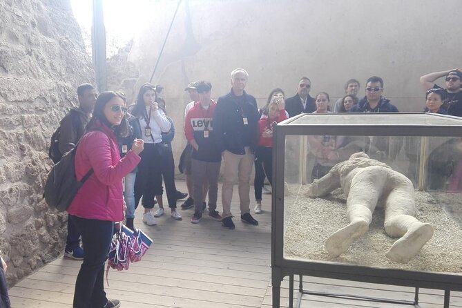 Pompeii With Wine Tasting and Lunch From Naples - Food and Wine Experience