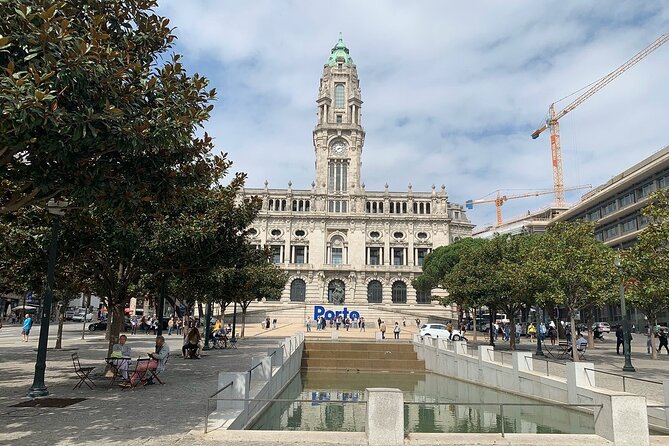 Porto Downtown and Sightseeing Bike Tour - Common questions