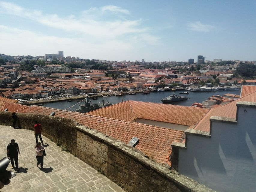 Porto Highlights With Traditional Lunch - Common questions