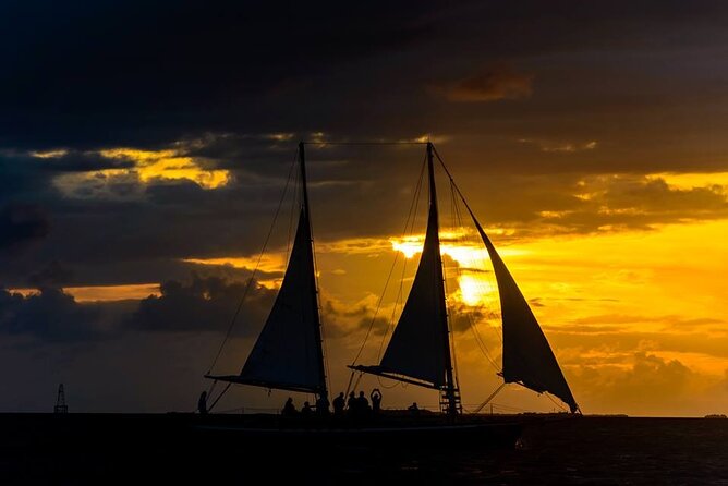 Private 2-Hour Wind and Wine Sunset Sail in Key West - Common questions