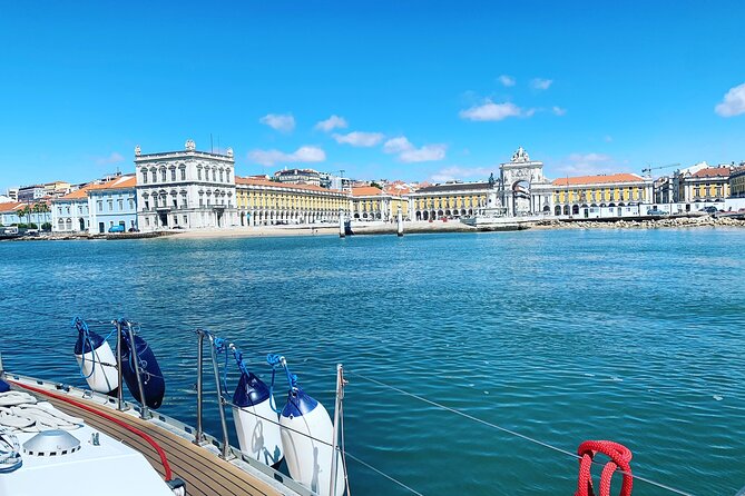 PRIVATE BOAT TOUR Lisbon - Availability & Pricing