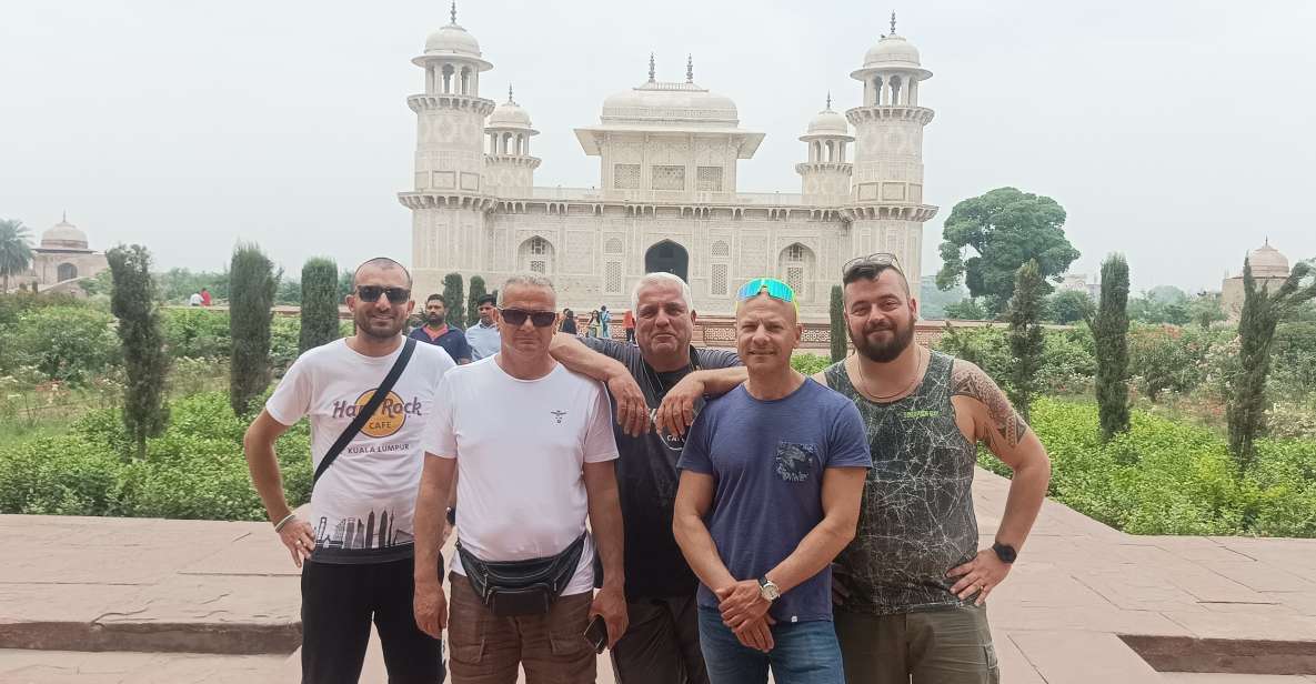 Private City Tour Of Agra - Common questions