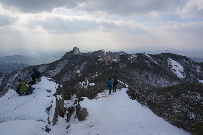 Private Hiking Tour to Bukhansan Peak(Baegundae: 836.5m) With Mountain Expert - Safety Measures and Weather Considerations