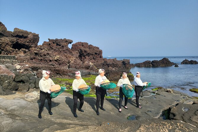 Private Round Trip Woman Diver Performance in Jeju Island - Common questions