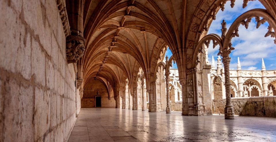 Private Tour (3-H): Belém, Cristo Rei & Lisbon Sightseeing - Restrictions and Important Details