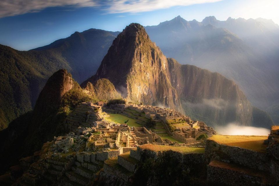 Private Tour 4D Cusco-Sacred Valley-Maras-Moray-Machu Picchu - Logistics for Pickup, Transfers, and Accommodation