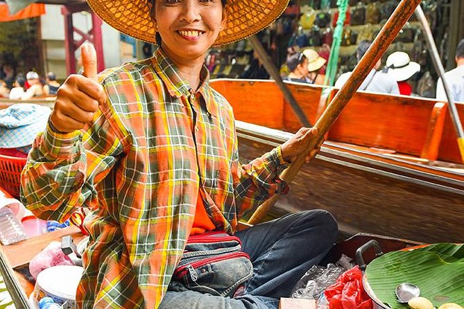 Private Tour: Floating Markets of Damnoen Saduak Cruise Day Trip From Bangkok - Common questions