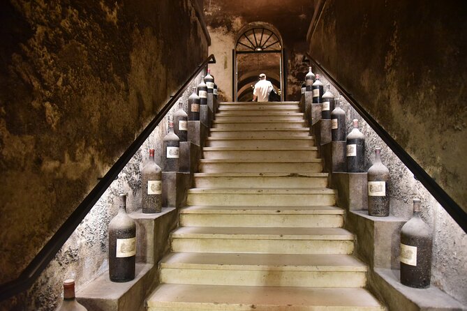 Private Tour on the Route Des Grands Vins Du Médoc With Visits and Tastings - Common questions