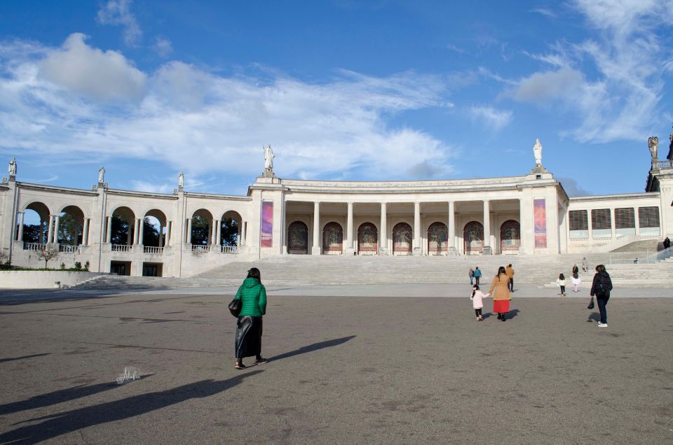 Private Tour to Fatima With Official Guide - Common questions