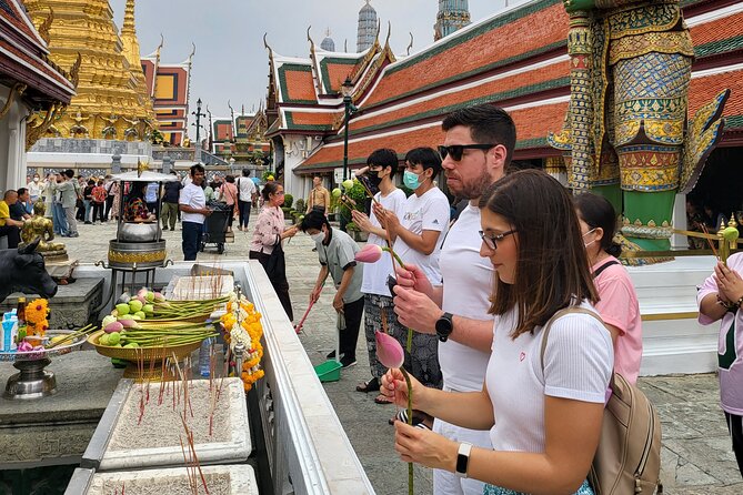 Private Tour to Three Must-See Temples in Bangkok - Traveler Reviews