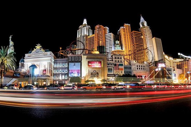 Private Transfer: LAS Vegas to LAS Airport by Luxury SUV or Limousine up to 8 P - Common questions