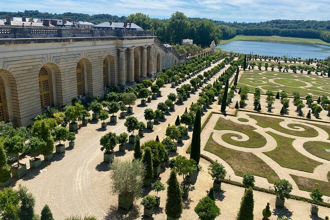 Private Versailles, Gardens, Trianon Trip From Paris by Mercedes - Mercedes Experience