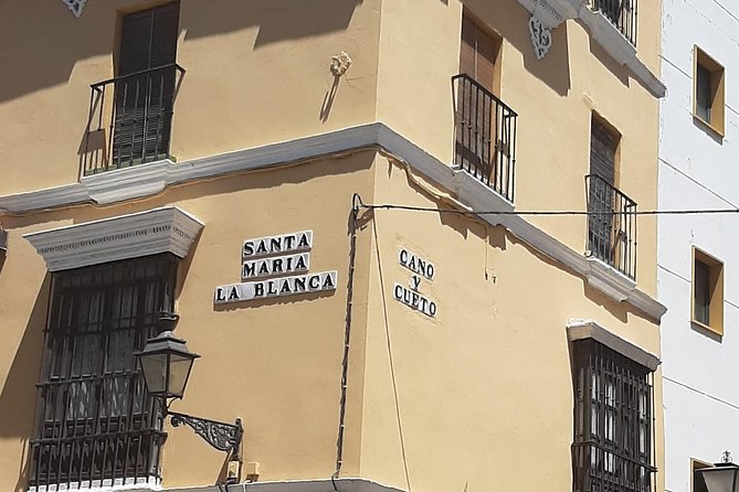 Private Visit to the Jewish Quarter of Seville (Sta. Cruz and San Bartolomé Neighborhoods) - Refund and Cancellation Policy