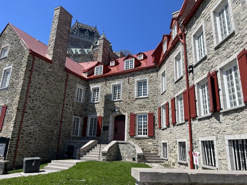 Quebec: Virtual Reality Immersion Experience - Directions to Maison Chevalier