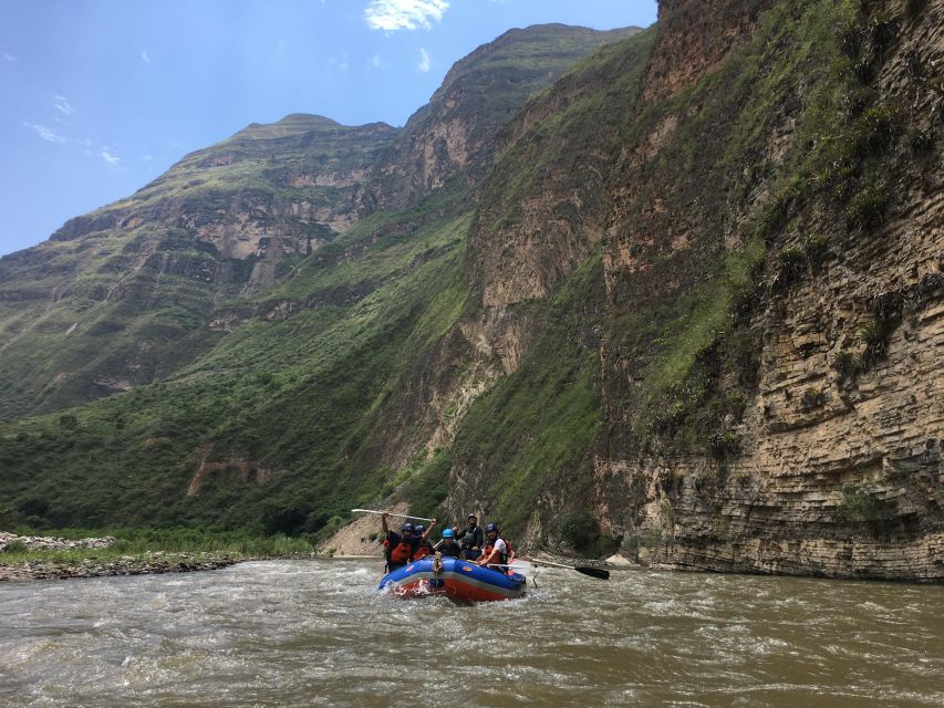 Rafting Utcubamba River Near Gocta Waterfall, Amazonas, Perú - Last Words