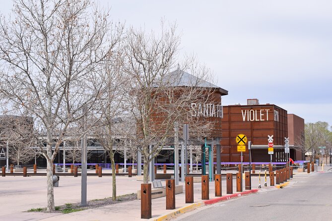Railyard Sip, Savor, & History Walking Tour in Santa Fe - Tour Guide Information