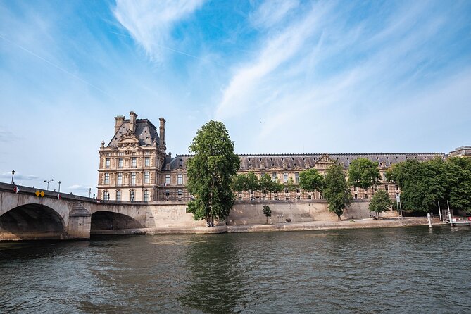 River Seine Sightseeing Boat Tour With Audio Guide - Last Words