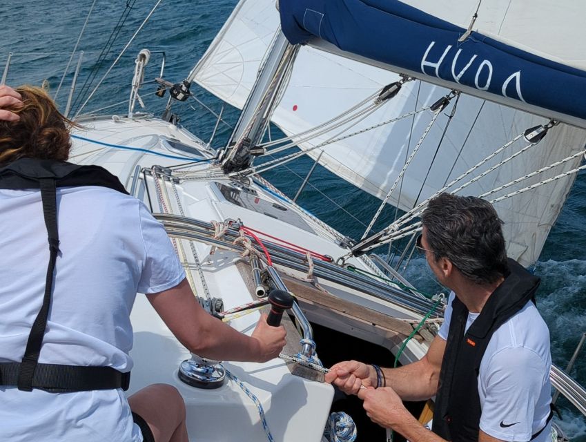 Sailing Initiation - 2 or 4 Hours - Lisbon - Common questions