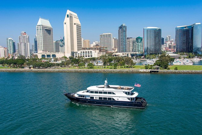 San Diego Harbor Dinner Cruise - Enjoy a 3-Course Dinner Experience