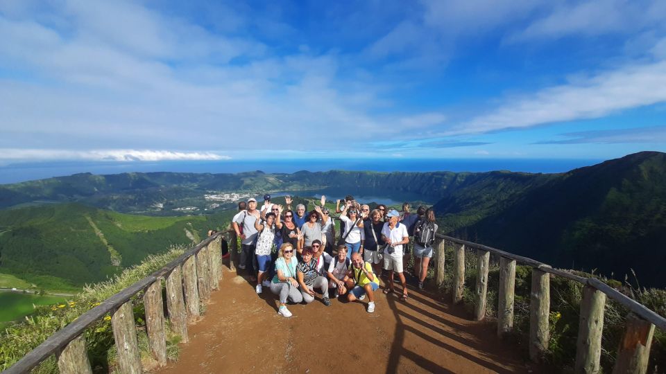 São Miguel: Explore the Volcanic Crater of 7cidades by SUV - Common questions
