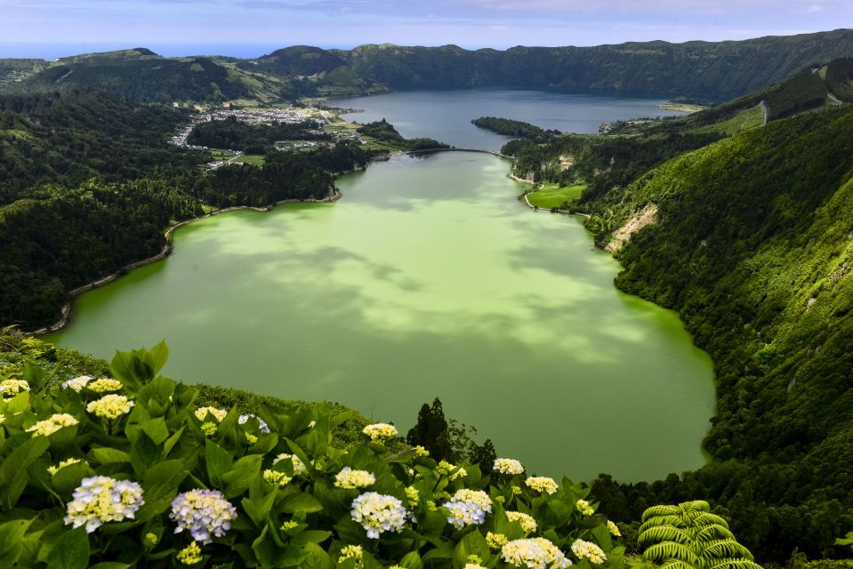 São Miguel Island: Full-Day Sete Cidades Tour - Additional Information